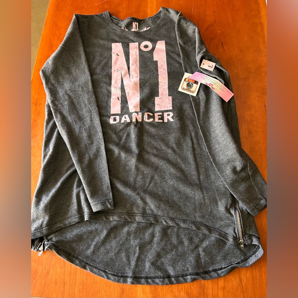 NWT So Nikki top